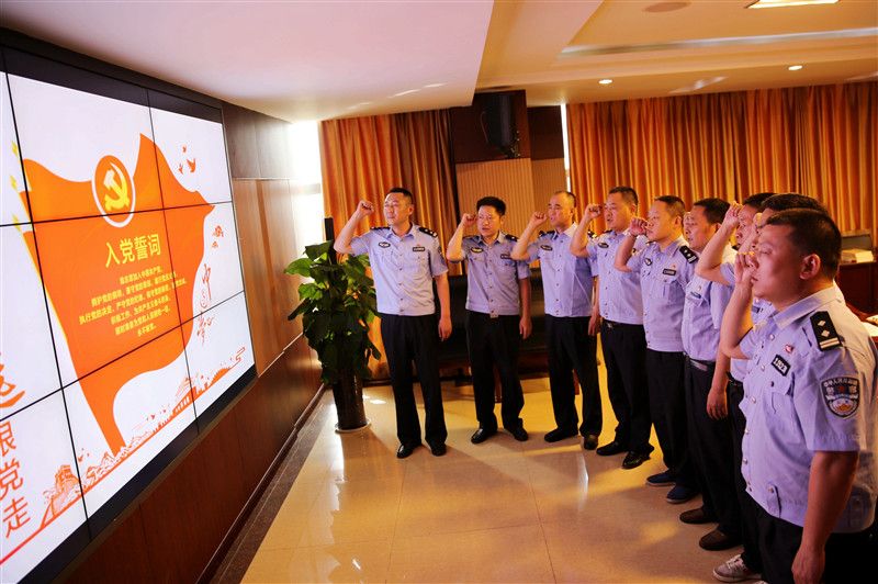 學(xué)思用貫通 知信行統(tǒng)一 ——我處開展“不忘初心、牢記使命(圖3)